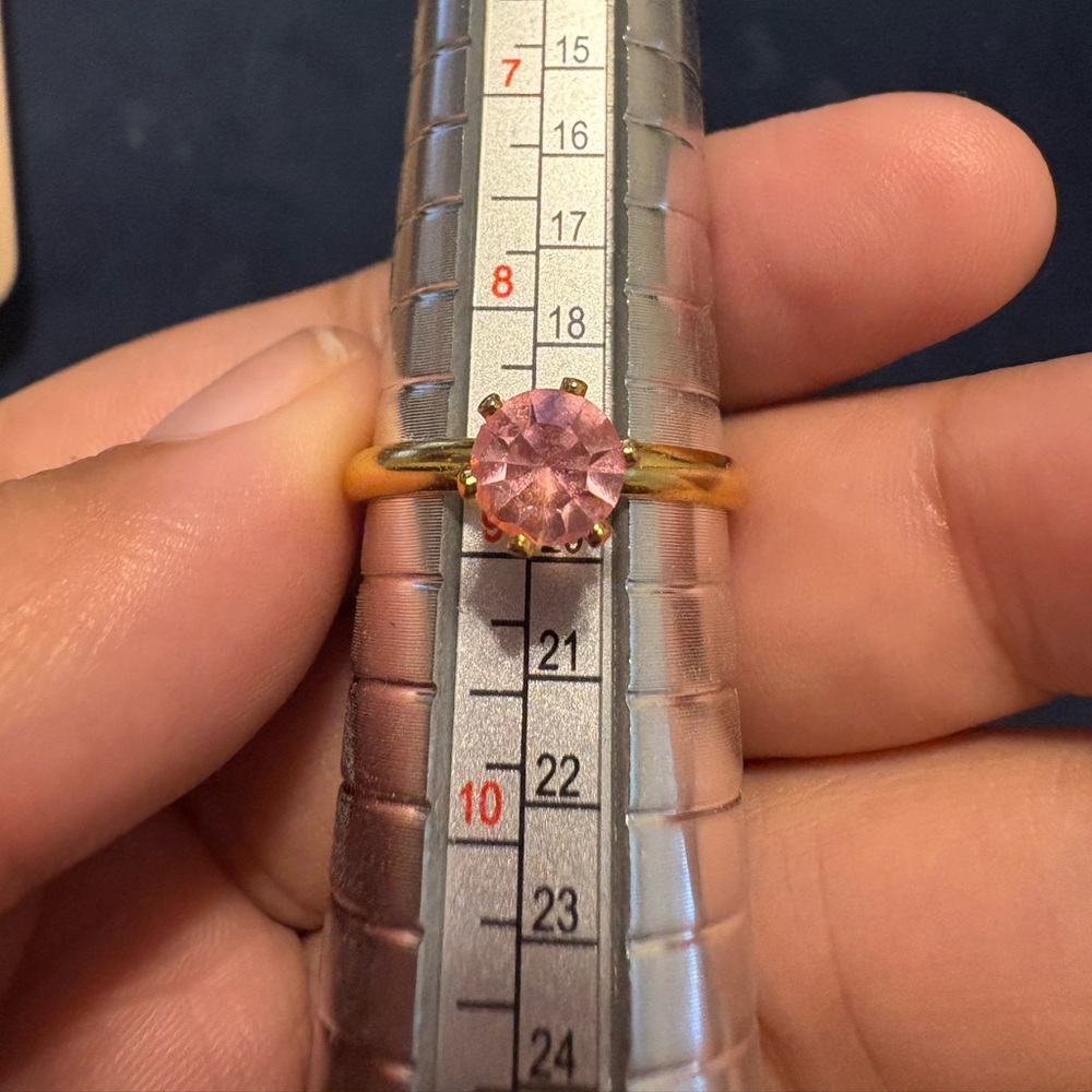 Dainty Vintage Minimalist Gold Tone Faceted Pink Rose Stone Ring Sz 9